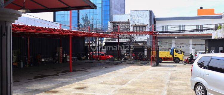 Dijual cepat BU tempat usaha dekat Kuningan, Jakarta Selatan  1