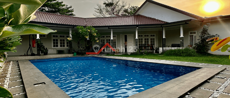 Rumah Bagus Classic Modern Lokasi Strategis Area Pejaten Barat 1