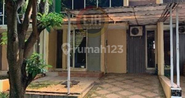 Beautiful 2-story house in the Marina Area. 1