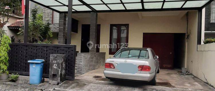 Rumah furnished dalam cluster di Jl. Veteran, Jakarta Selatan Rumah 1