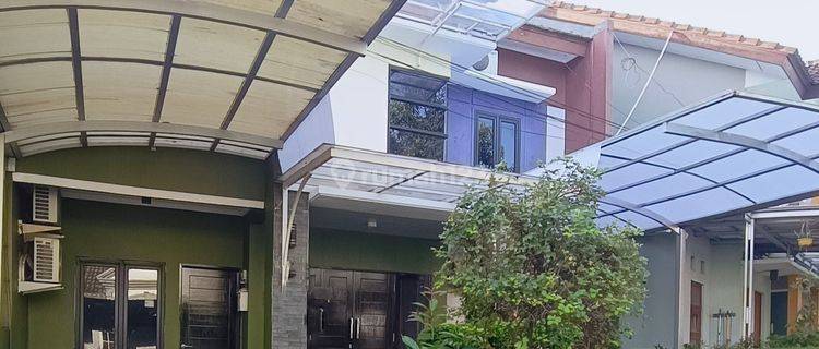 Rumah semi furnish baru renovasi di BSD Kencana Loka, Tangerang Selatan 1