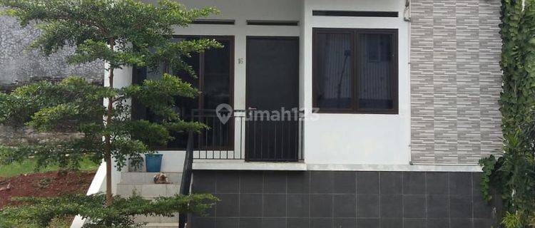 Rumah  siap huni disewakan  semi furnished di BSD Serpong, Tangerang Selatan 1