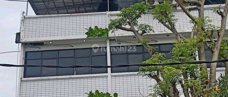 Ruko Jl. Surotokunto, Karawang Timur Bisa Beli Gandeng Atau Satuan 1