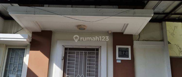 Rumah cantik dan minimalis 2 lantai  1