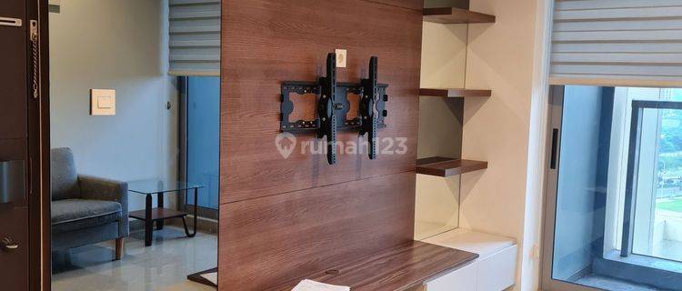 Apartemen Cantik Dan Menarik.semi Furnish 1