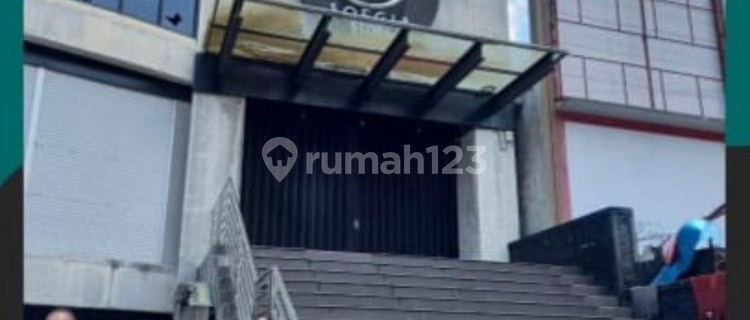 3-story shop house on Merdeka Street, Manokwari, Papua 1