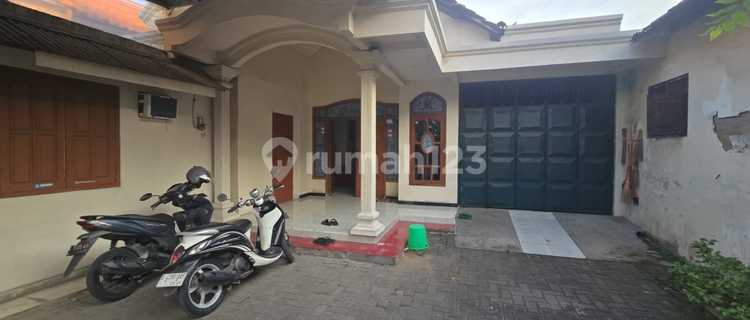 Kartini Street, Mojosari, Mojokerto 1