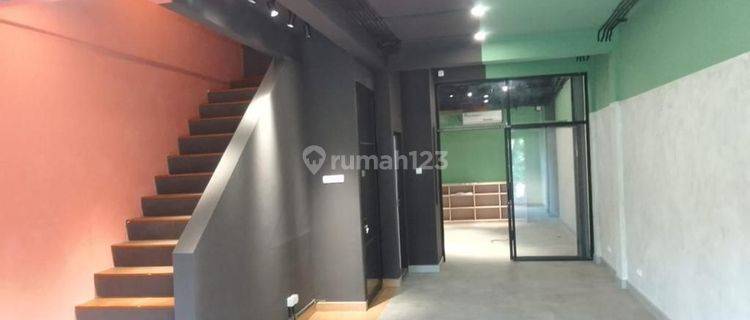 Ruko Palais De Europe Pinggir Jalan 80 m2 HGB Bagus Karawaci 1