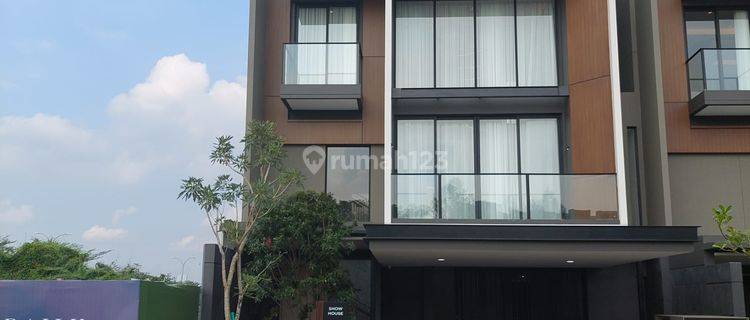 Rumah Tipe 12 Hook Laurel Navapark Bsd City Tangerang Banten  1