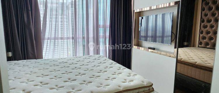 Apartemen St Moritz Tower New Royal Furnished 3 Kt Siap Huni Puri Indah Jakarta Barat 1