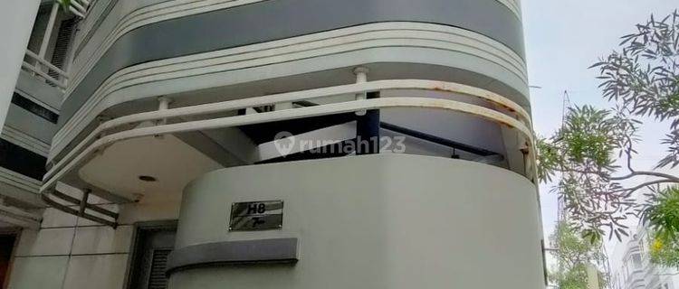 Kost Eksklusif di Vanya Park Cluster Anarta House Bsd, Tangerang 1