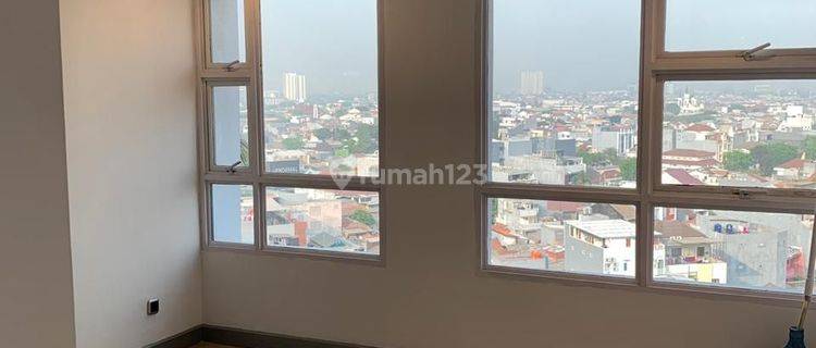 FOR RENT TYPE 3 + 1 BEDROOMS SEMI FURNISHED AREA 145M² @ APARTEMEN GRAND TROPIC MERCURE, JAKARTA BARAT 1