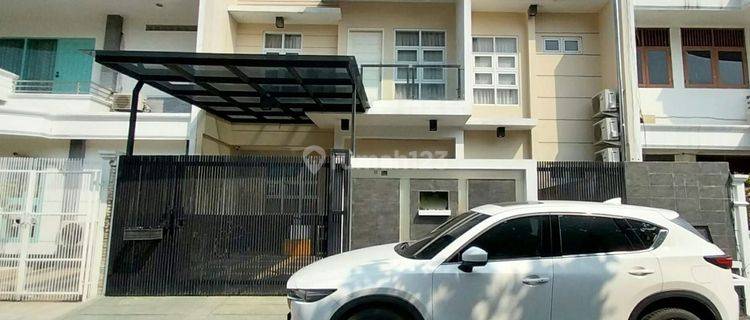 Rumah 2lantai Dalam Komplek Elite  1