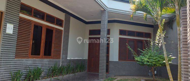 RUMAH NGANTONG  2 LANTAI PURI ANJASMORO SEMARANG BARAT 1