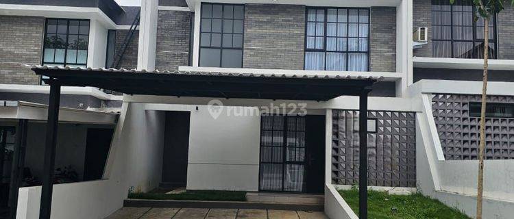 Rumah 2 Lantai SHM BSB CITY hadap SELATAN tidak panas 1