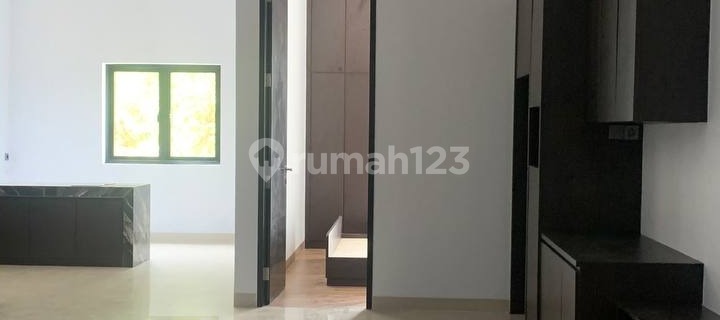 Premium Ready-to-Occupy Luxury House in Green Royale Candigolf 1