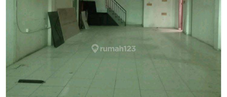 Ruko 3 Lantai Di Dalam Kota Samarinda 1