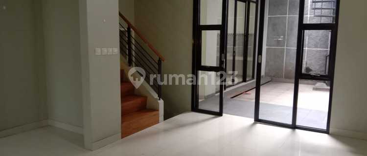 Dijual Rumah Bagus Siap Huni di Delatinos Bsd 1