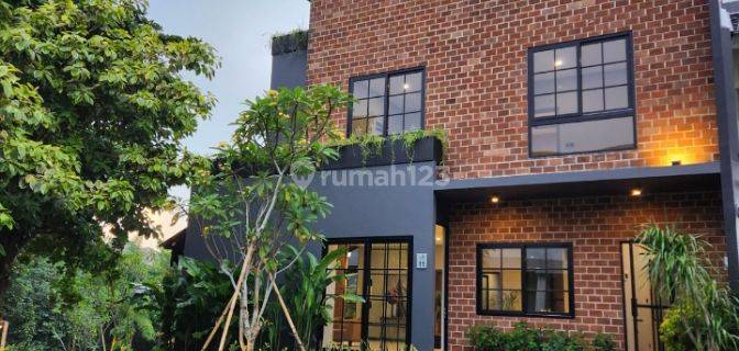 Rumah 3 Lantai di Garribean De Latinos BSD 1