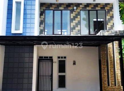 Rumah 2 Lantai di Cluster Grand Akasia Residence Pamulang 1