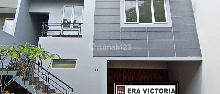 Rumah lebak bulus dalam town house dekat MRT Siap Huni 1