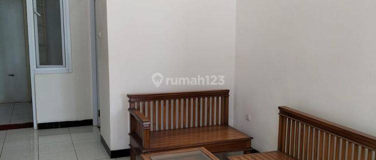 Rumah Minimalis Cantik di Taman Kopo Indah 5 1