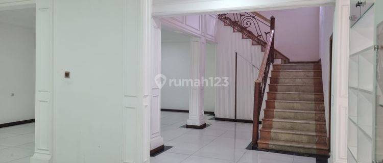 Rumah Bagus Cantik Siap Huni di Sayap Muara 1