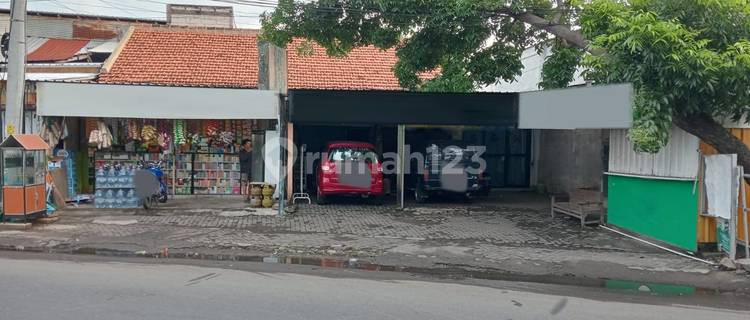 For Rent: Commercial Space Located on Jl. Soekarno Hatta, Semarang 1