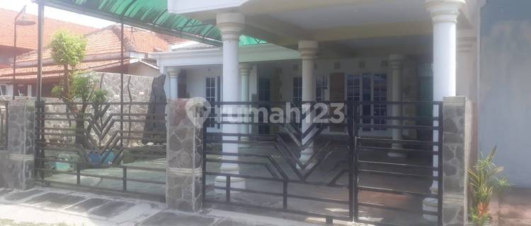 Dijual dan Disewakan Rumah Lokasi di Jl. Zebra Tengah Semarang 1