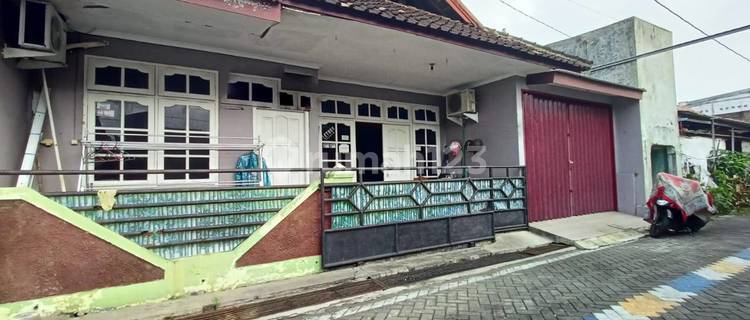 Rumah Dijual Lokasi Jl. Banteng Utara Semarang 1