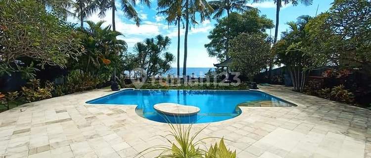 Villa Tepi Pantai Lovina Buleleng Singaraja 1