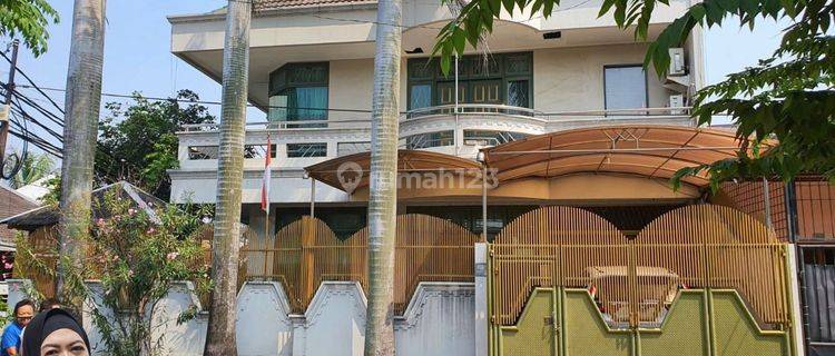 Rumah Hook di Dalam Komplek Perumahan Siap Huni  1