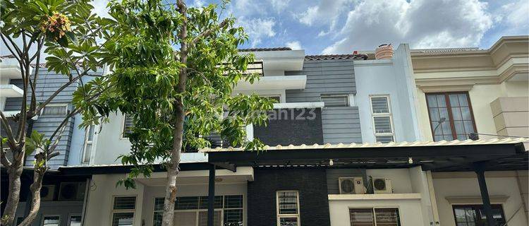 Rumah Puri Mansion  4 KT+1, baru renovasi. bagus. siap huni 1