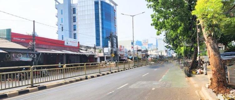 Ex Showroom Building on 1200 M2 Land Jl Soepomo South Jakarta 1