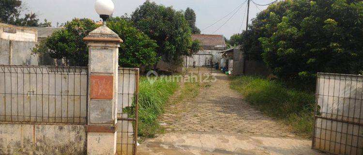 Tanah Luas 1.100 m² , Bonus Kos2an 10 Pintu di Bekasi.  1