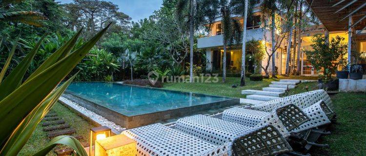 Dijual Villa 2 Lantai di Kedungu Tabanan 1