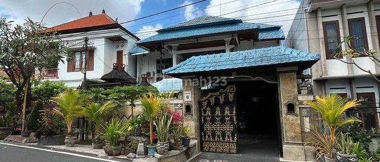 Dijual Rumah Lokasi Jalan Pidada Gatot Subroto Barat 1