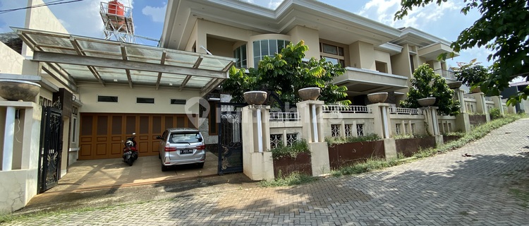 For Sale 2-Story House in Candi Prambanan, Manyaran Near Toll Gate Exit 1