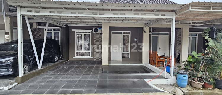 Beautiful House in Griya Kharisma Cluster, Meteseh, Near Meteseh Market 1