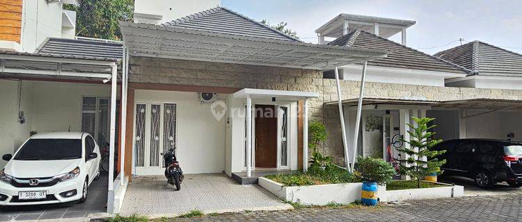 Rumah 2 Lantai Dekat Jalan Elang Raya Perumahan Cluster Sambiroto 1