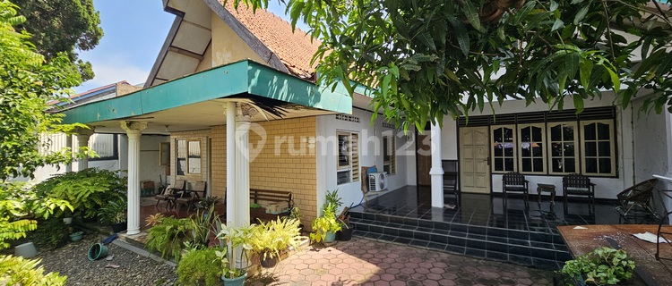 Rumah Lama di Puspogiwang Semarang Barat Cocok untuk Rumah Kost 1