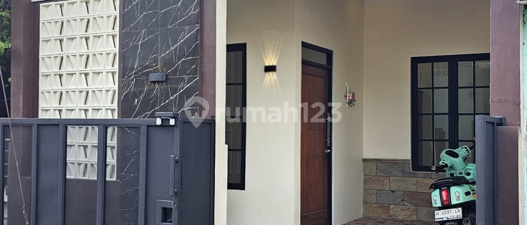 Dijual Rumah Cantik Siap Huni Bangunan Baru di Plamongan Indah 1