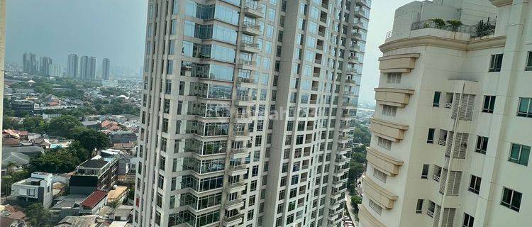 Apartemen Simprug Teras Penthouse Like Brand New  1