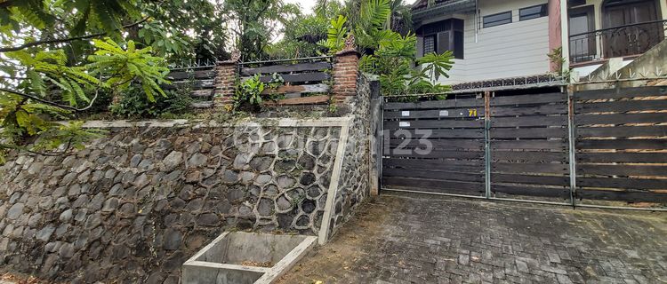 Rumah SHM Gajahmungkur Dekat Akpol Sejuk Bebas Banjir  1