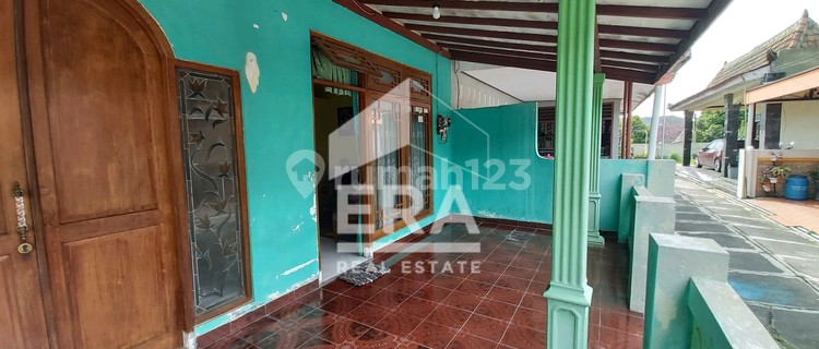 For Sale House in Ngesrep Timur Near Undip Suitable for Boarding. 1
