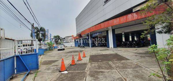 Dijual ex Showroom Motor di Raya Serang Kec. Curug Kab Tangerang 1