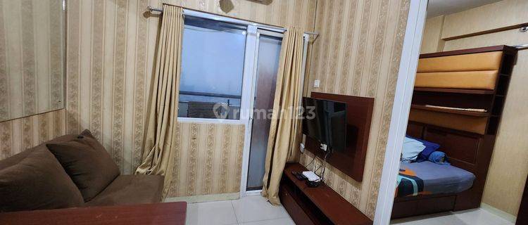 sewa apartemen harian 2 br green pramuka city 1