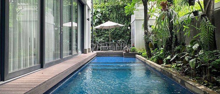 Dijual Cepat Rumah Di Kemang - Pejaten Barat Modern Classic Townhouse Designed By Antara Architect  Lingkungan Tenang & Elite Jalan Lebar & Bebas Banjir Siap Huni  1