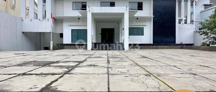 Bangunan Komersil di Prime Area Kebayoran Baru, T 1237 B 1000 1