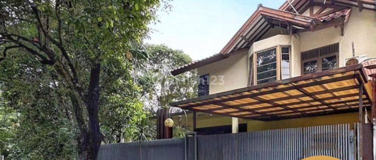 Rumah Lama Hitung Tanah di Pondok Indah, T B 235 200 1